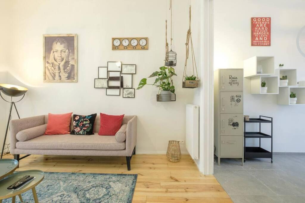 Superb 3 Bedroom & 3 Bathroom Duplex In Brussels City Centre المظهر الخارجي الصورة